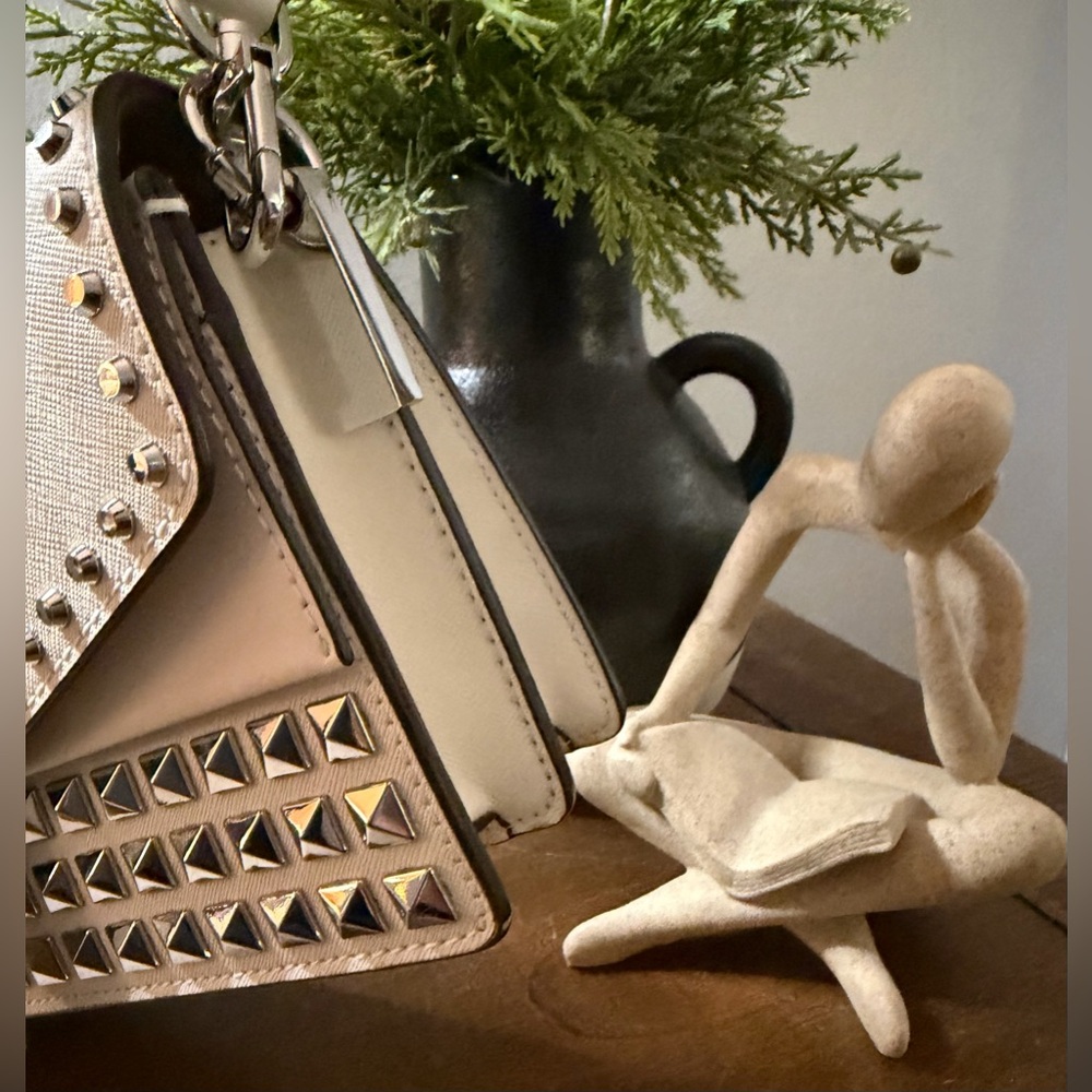 Michael Kors Greenwich Shoulder Bag - Picture 5 of 14